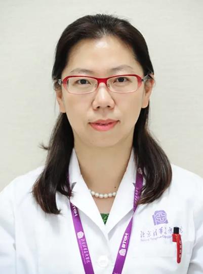 潘钰.jpg